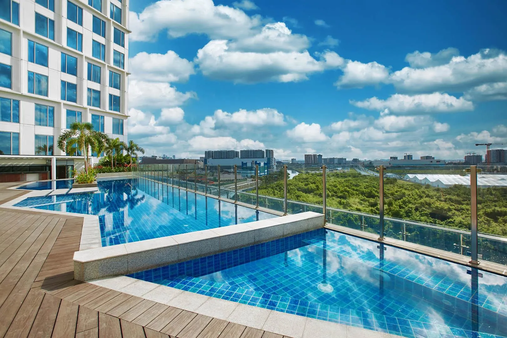 Kingsford Hotel Manila Paranaque City